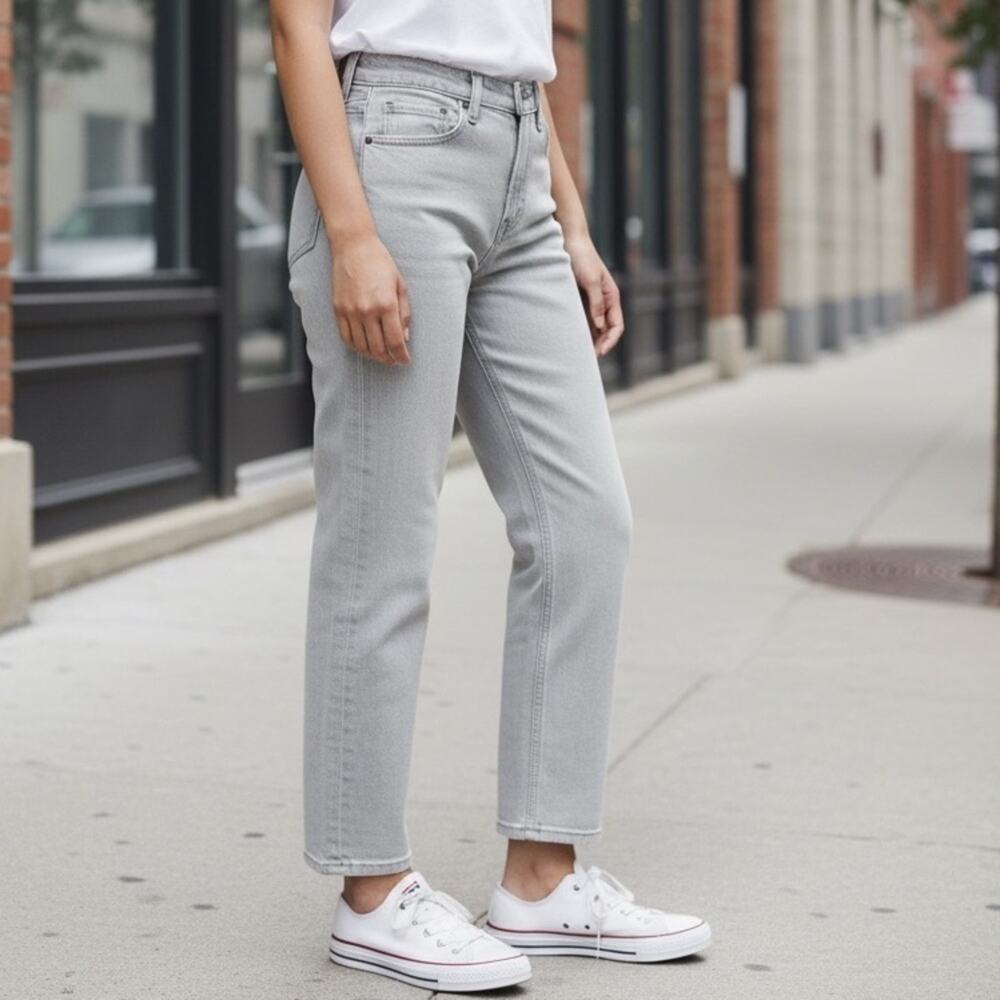 TOPSHOP Cream Gray Straight Leg Jeans Waist 26 Length 30 High Rise Denim